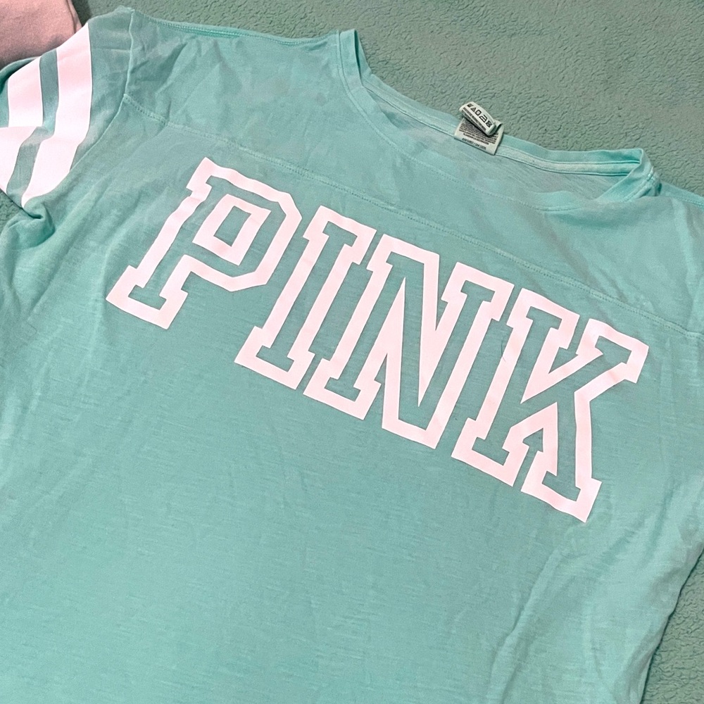 VS PINK Brand MINT Tee Size Small